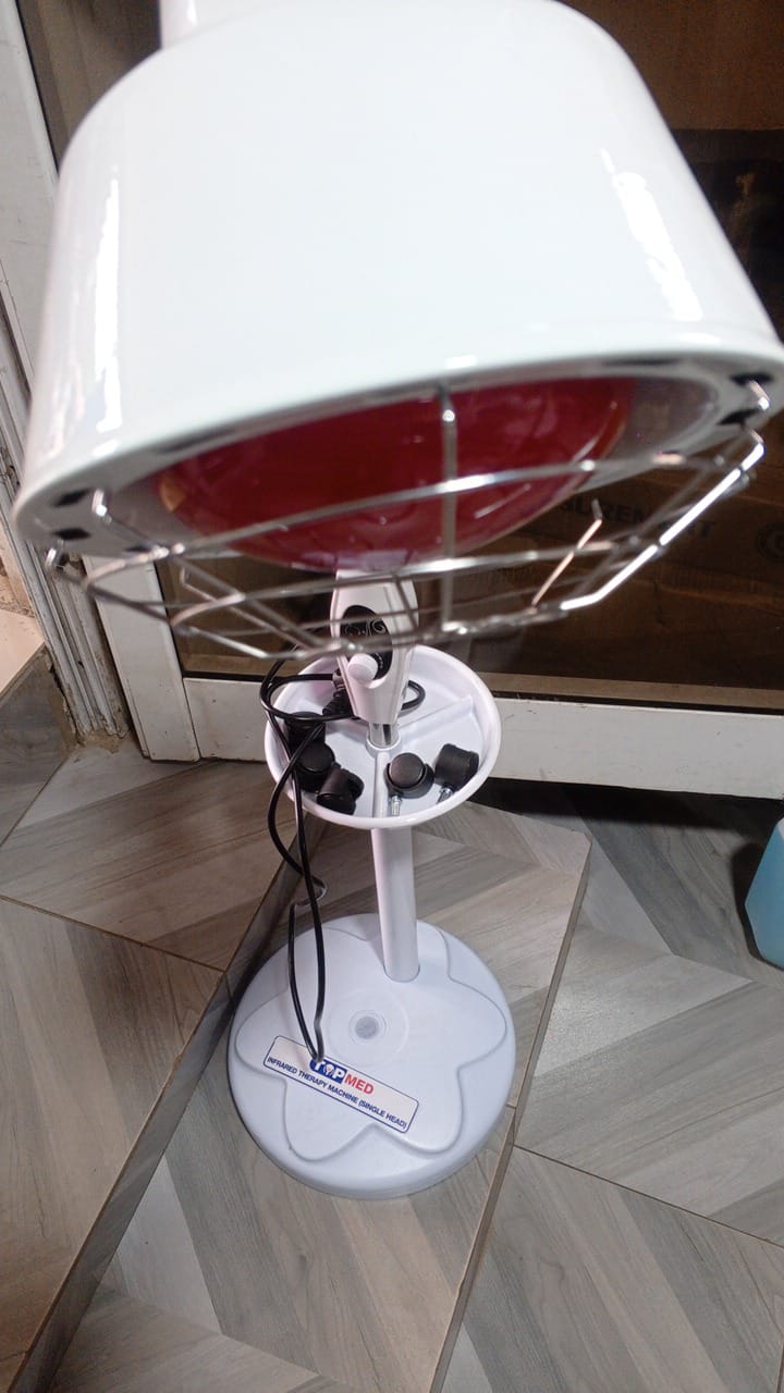 INFRARED LAMP STANDING